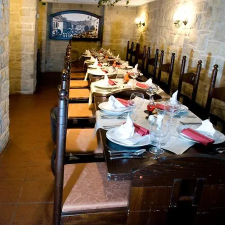 Hotel Bravo